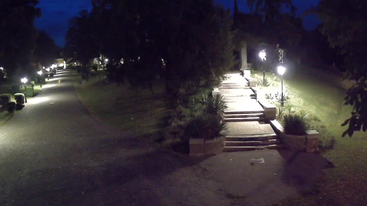 Spletna kamera park Coronini Kronberg – Gorica