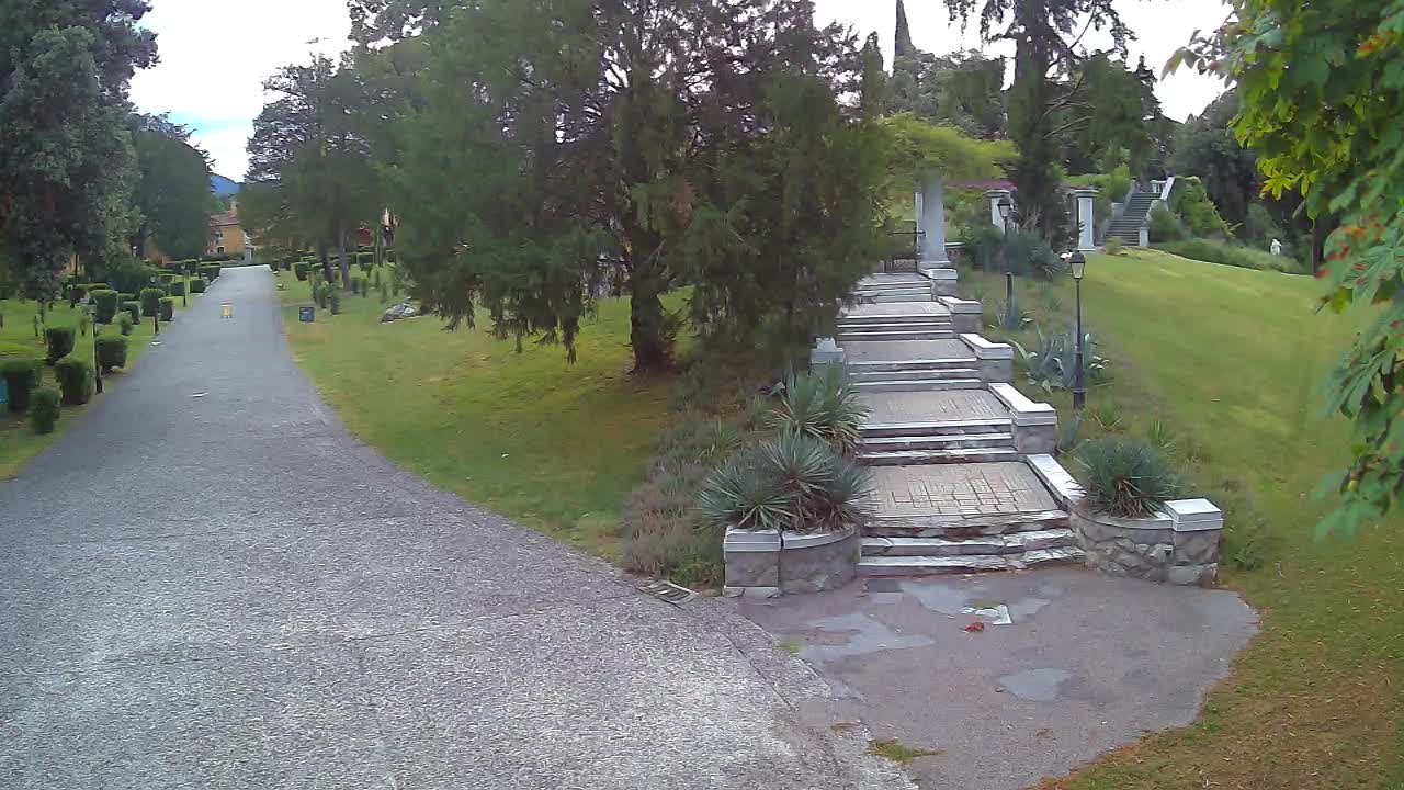 Parco Coronini-Cronberg Live Webcam – Green Oasis