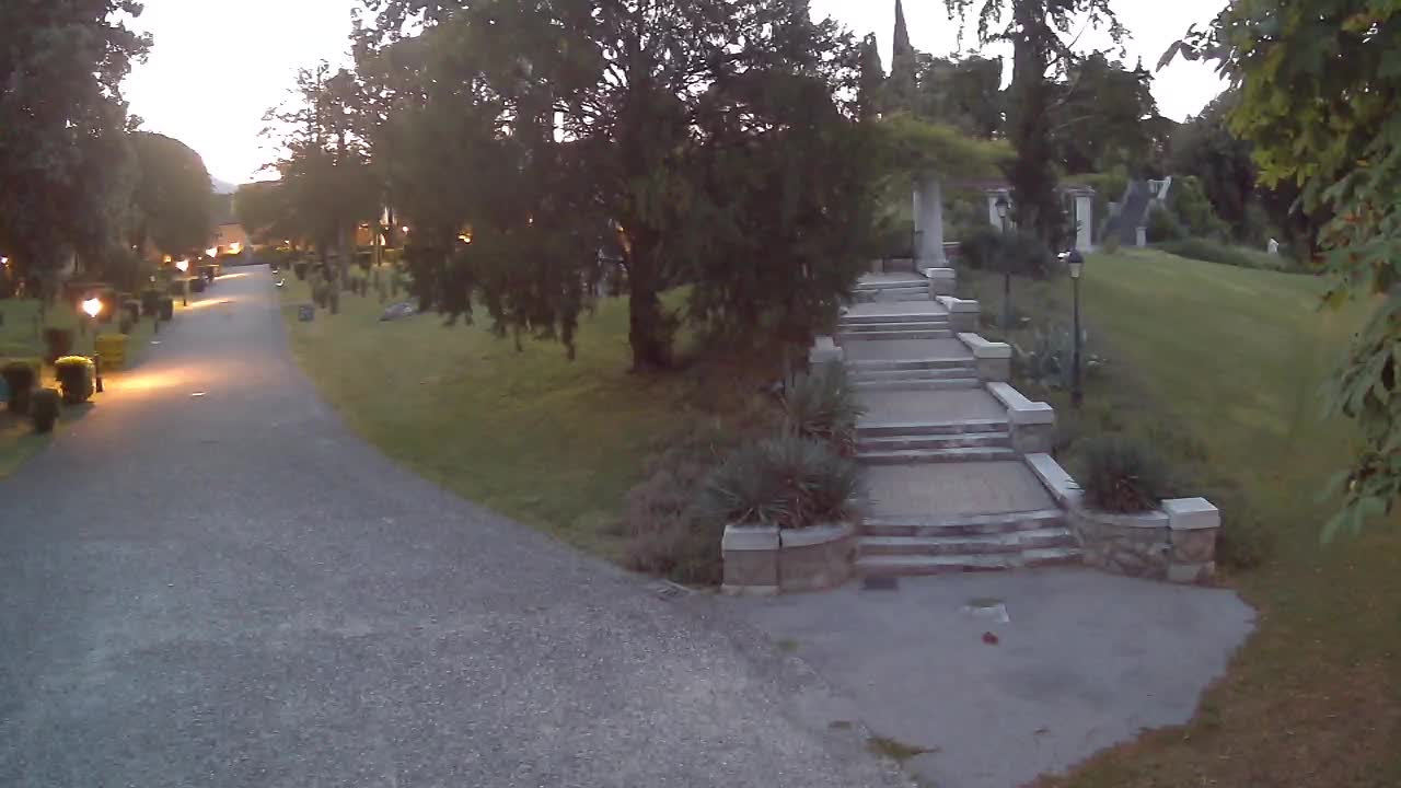 Spletna kamera park Coronini Kronberg – Gorica