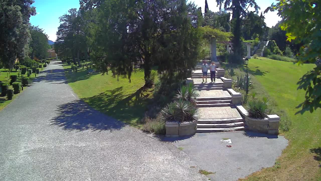 Spletna kamera park Coronini Kronberg – Gorica