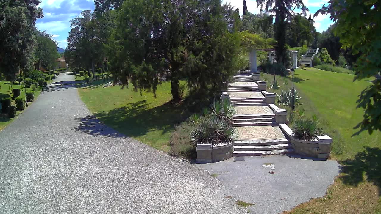 Spletna kamera park Coronini Kronberg – Gorica