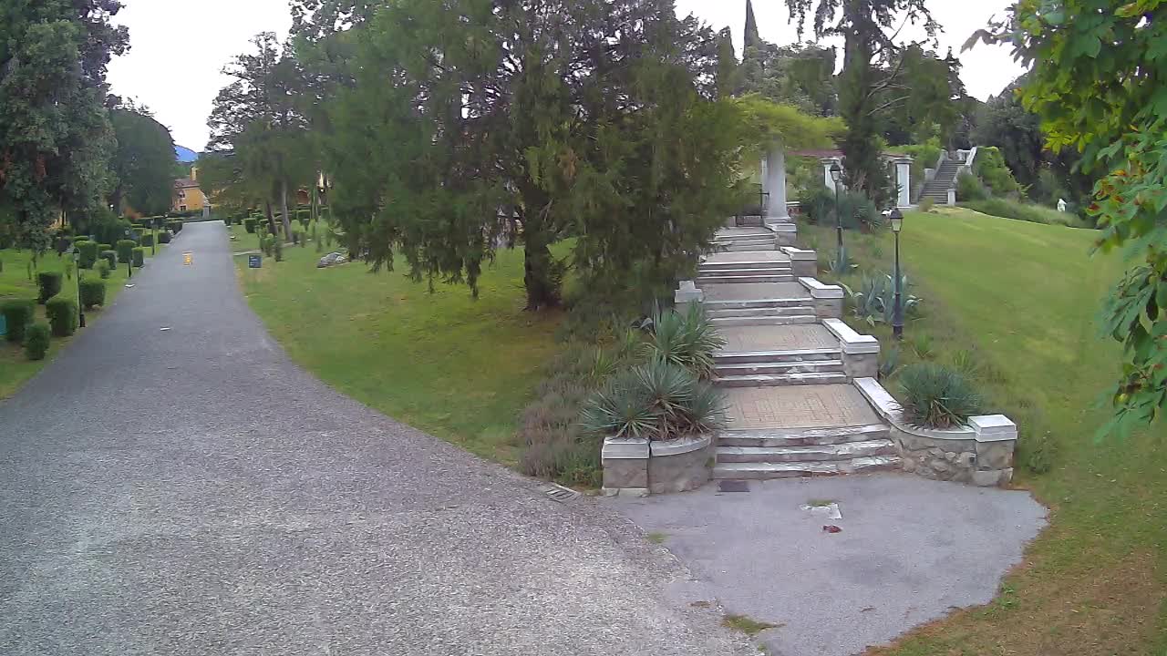 Parco Coronini-Cronberg Live Webcam – Green Oasis