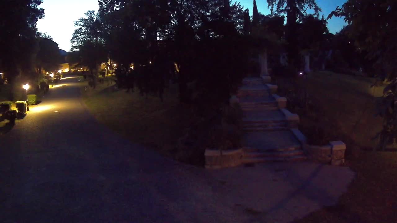 Parco Coronini-Cronberg Live Webcam – Green Oasis
