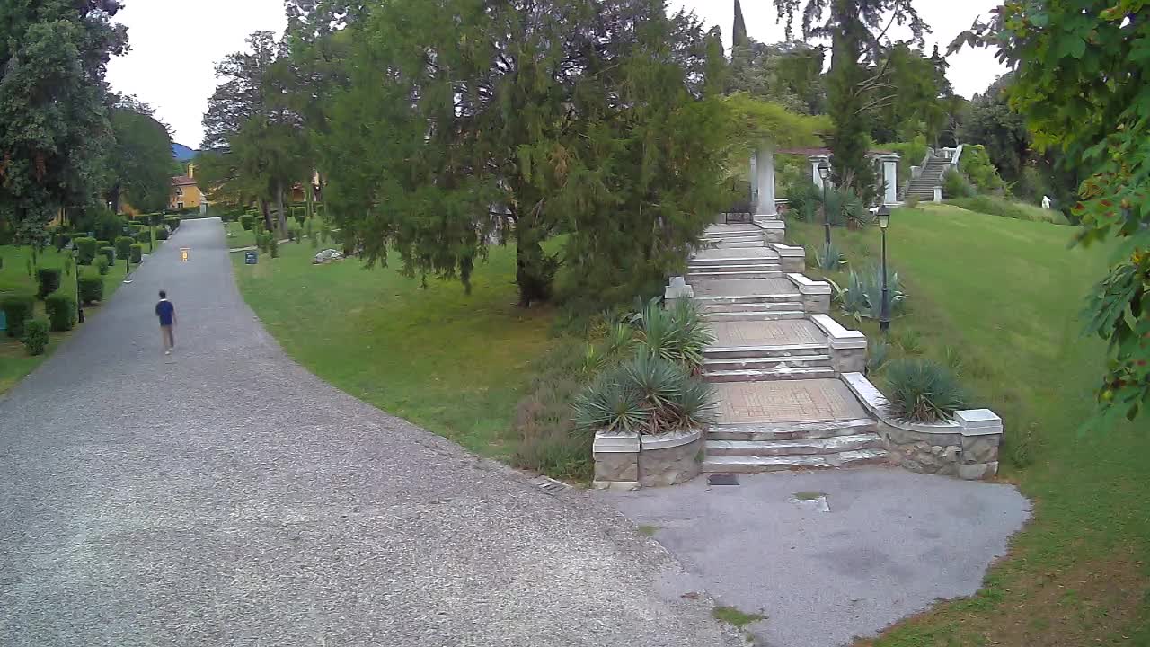 Spletna kamera park Coronini Kronberg – Gorica