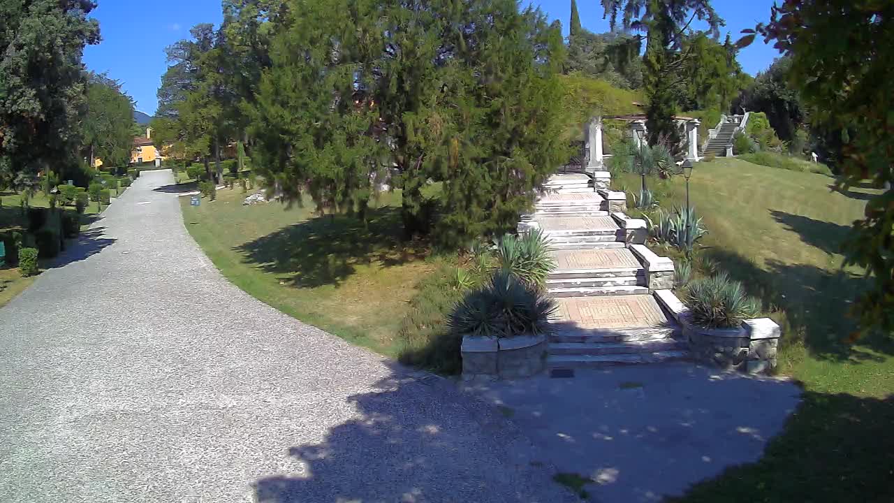 Spletna kamera park Coronini Kronberg – Gorica