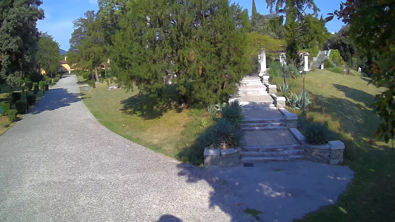 Spletna kamera park Coronini Kronberg – Gorica