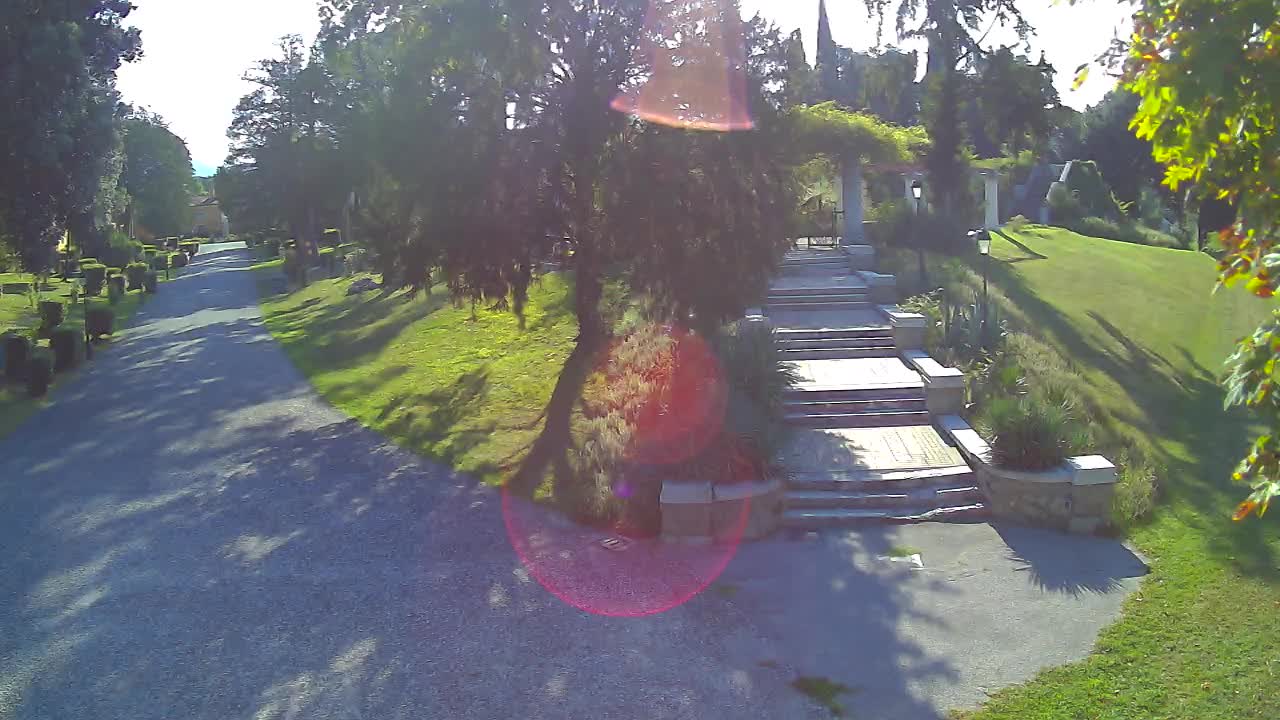 Spletna kamera park Coronini Kronberg – Gorica