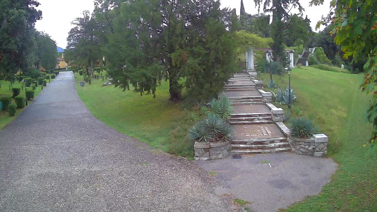 Spletna kamera park Coronini Kronberg – Gorica