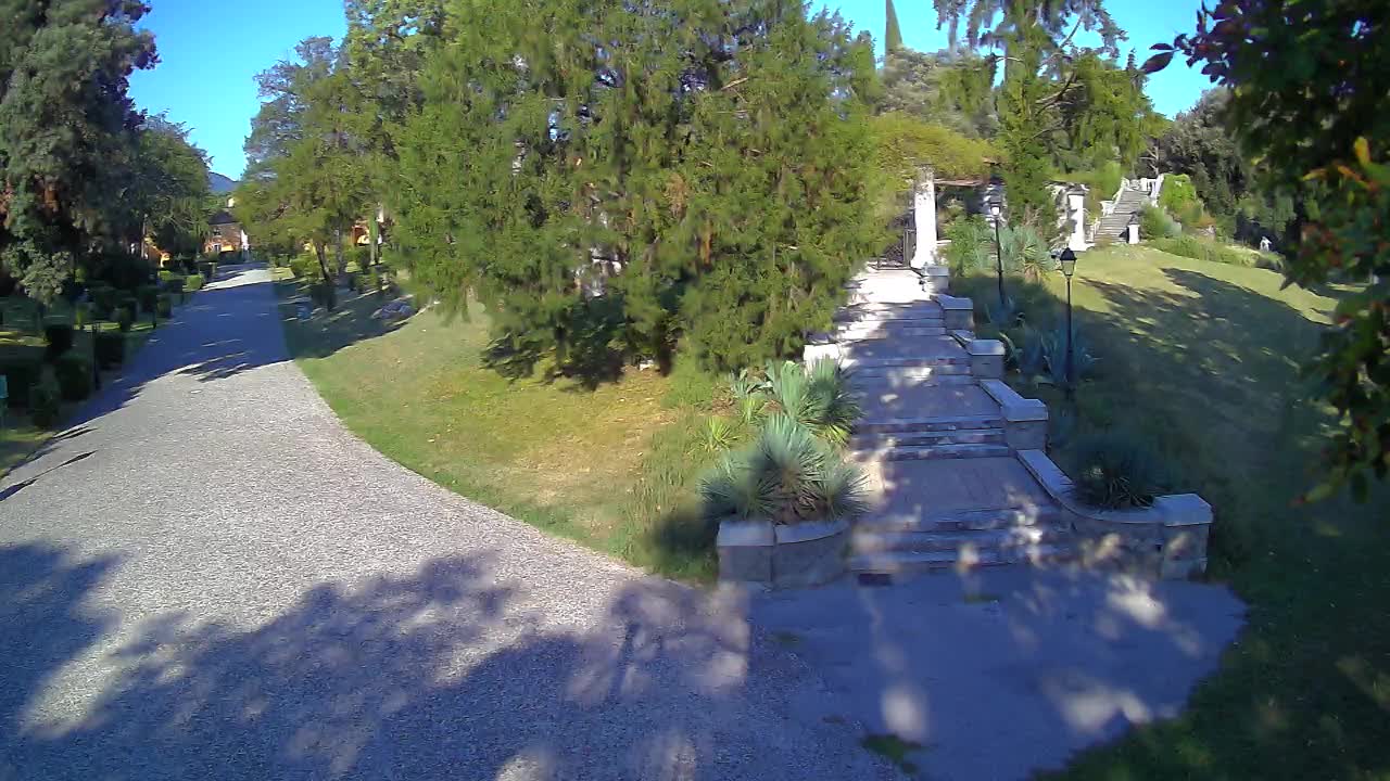 Spletna kamera park Coronini Kronberg – Gorica