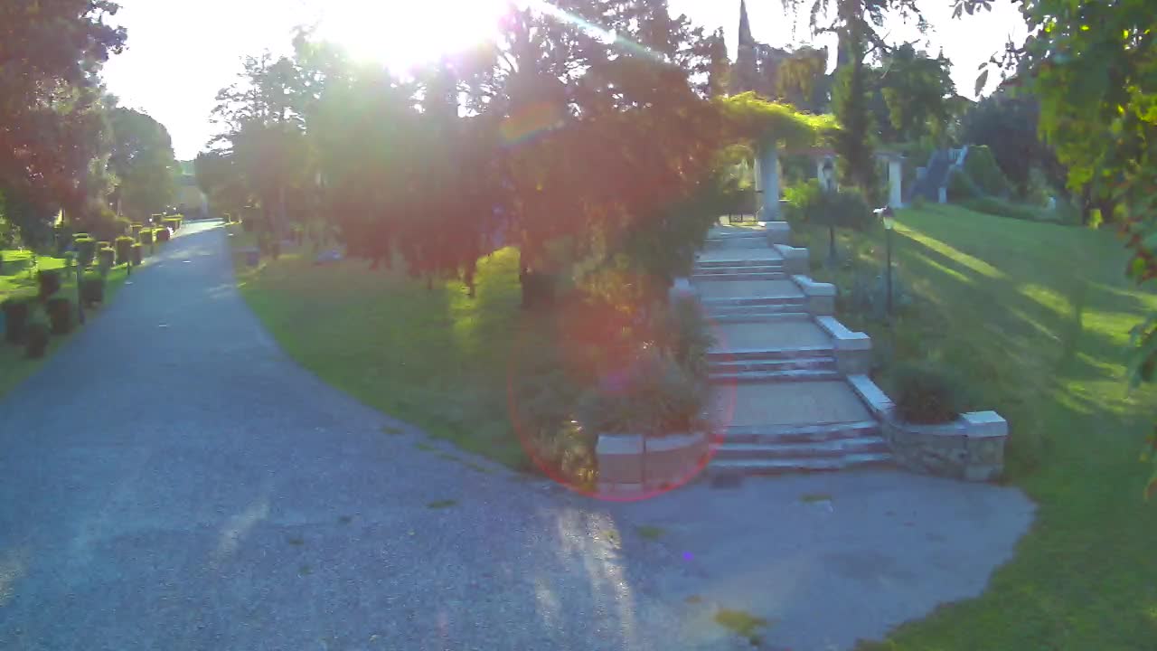 Spletna kamera park Coronini Kronberg – Gorica