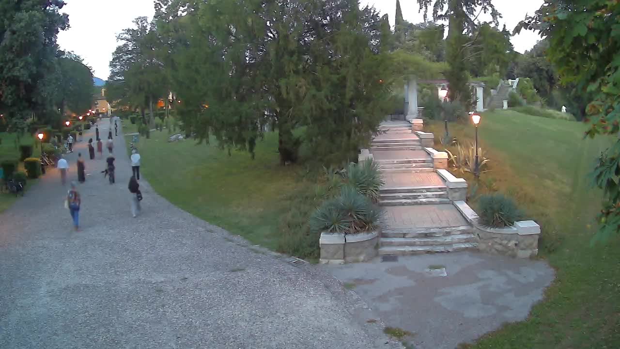 Spletna kamera park Coronini Kronberg – Gorica