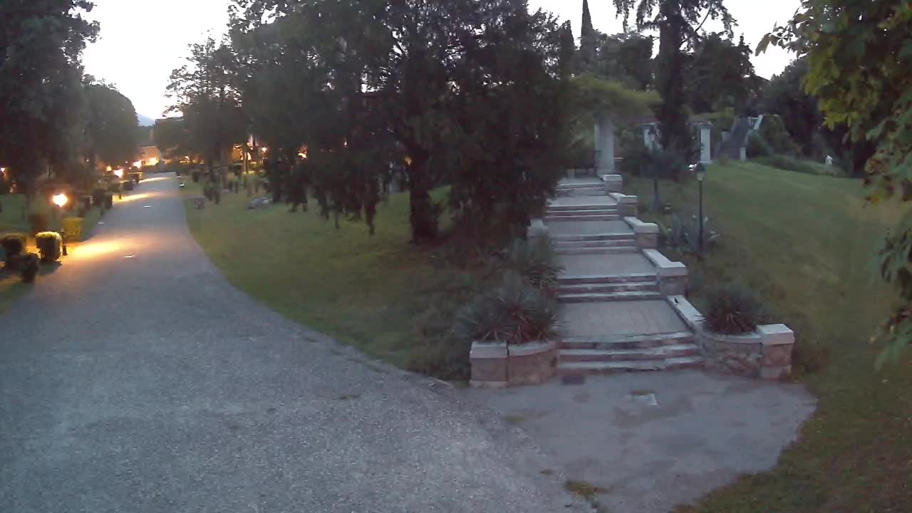 Spletna kamera park Coronini Kronberg – Gorica