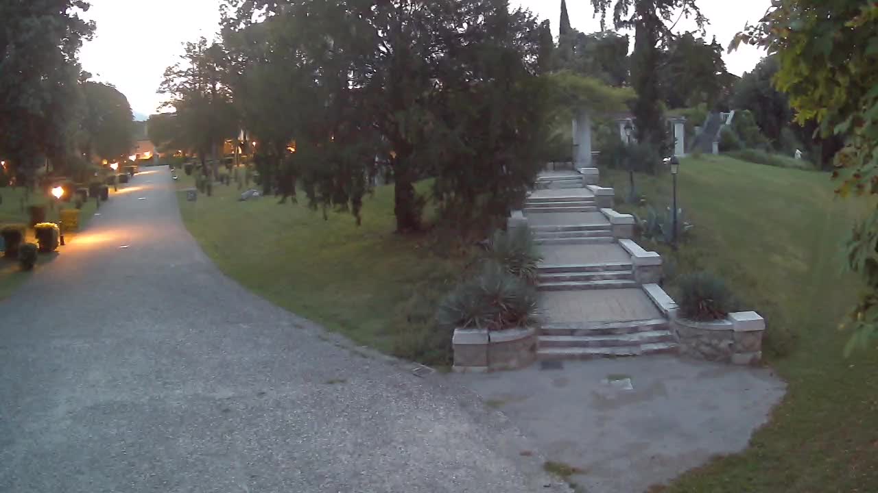 Spletna kamera park Coronini Kronberg – Gorica