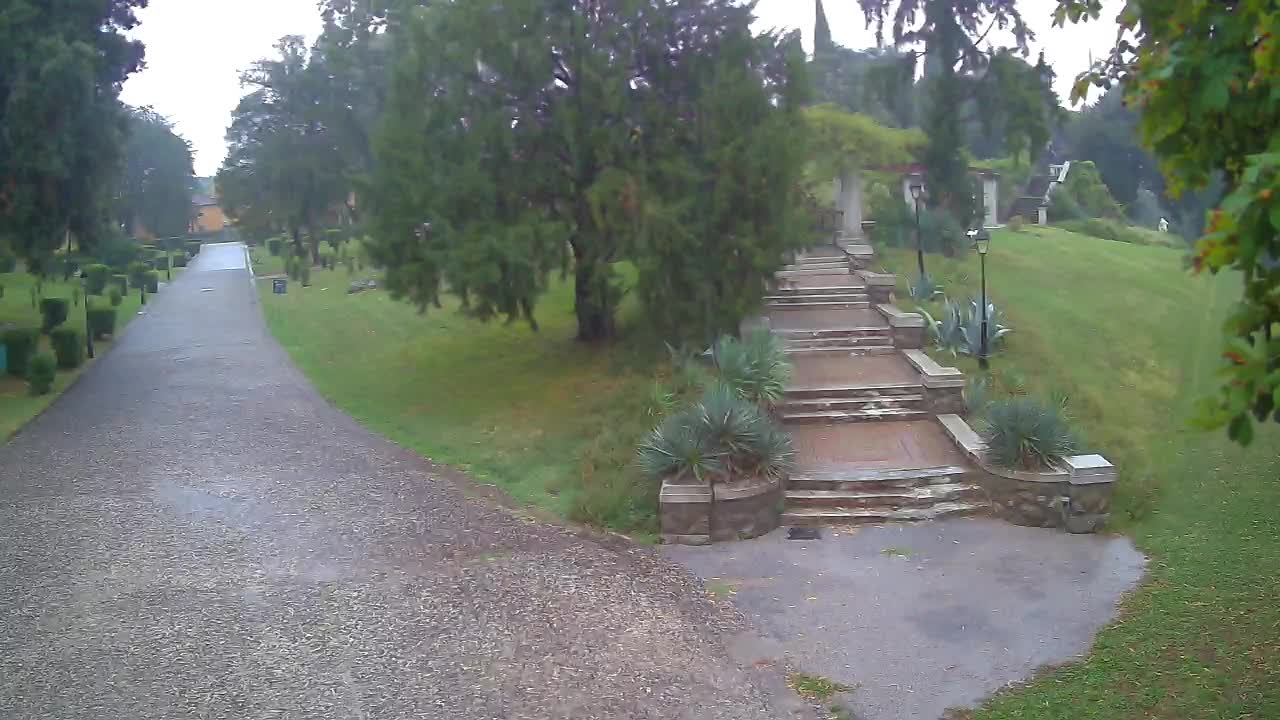 Parco Coronini-Cronberg Live Webcam – Green Oasis
