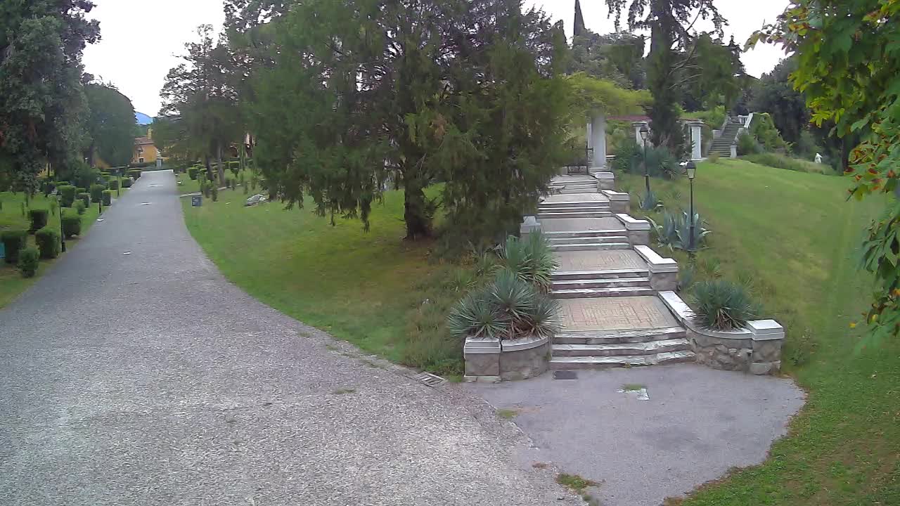Spletna kamera park Coronini Kronberg – Gorica
