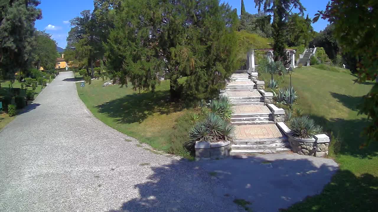 Spletna kamera park Coronini Kronberg – Gorica