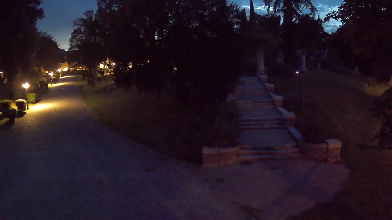 Parco Coronini-Cronberg Live Webcam – Green Oasis