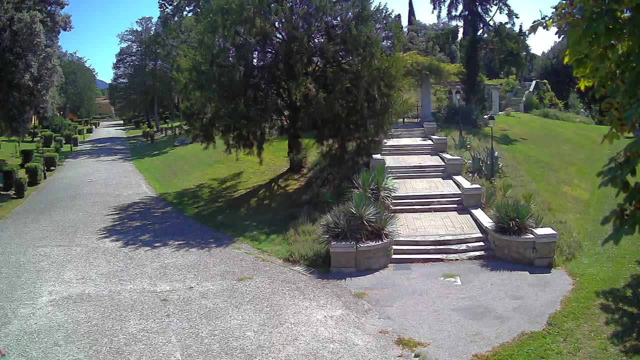 Spletna kamera park Coronini Kronberg – Gorica