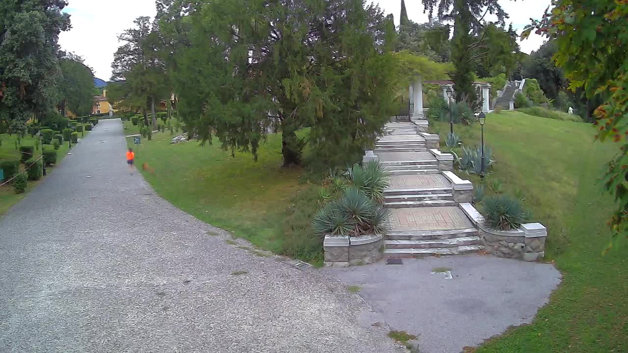 Spletna kamera park Coronini Kronberg – Gorica