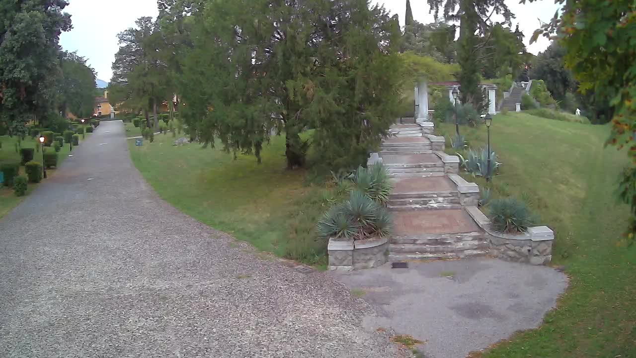 Spletna kamera park Coronini Kronberg – Gorica