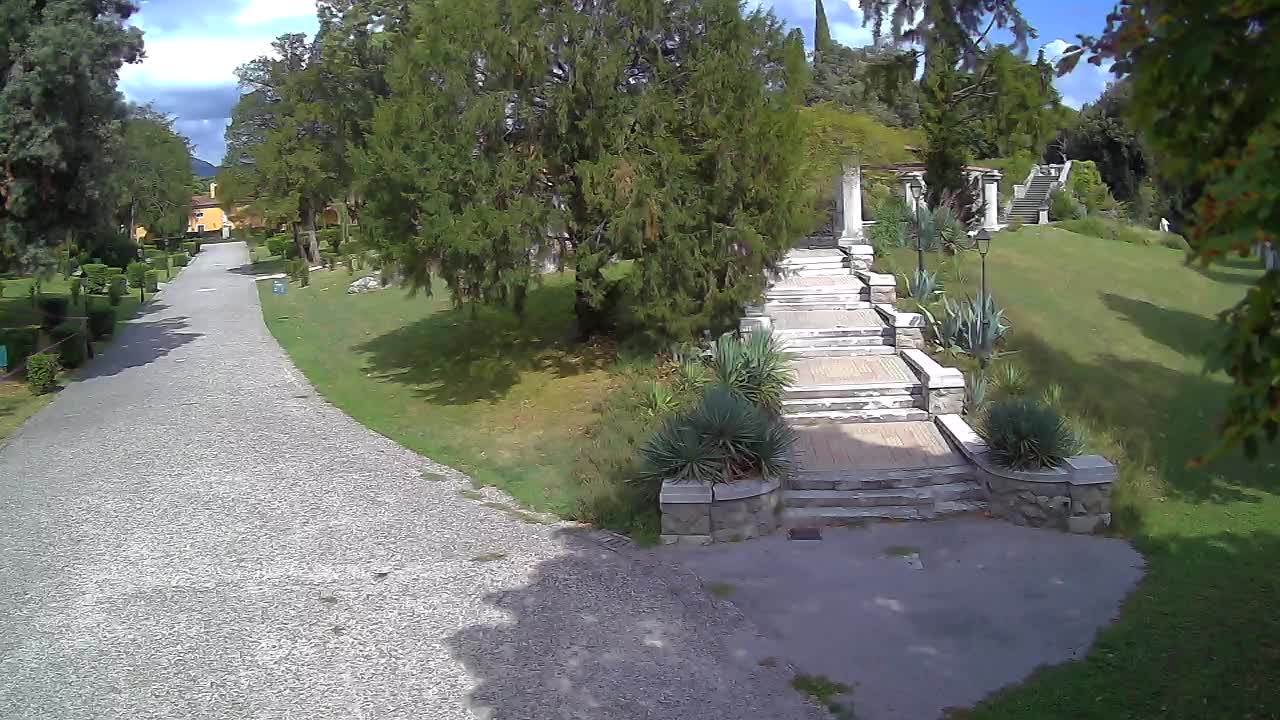 Spletna kamera park Coronini Kronberg – Gorica