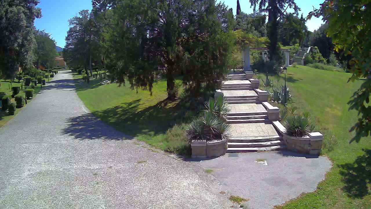 Spletna kamera park Coronini Kronberg – Gorica