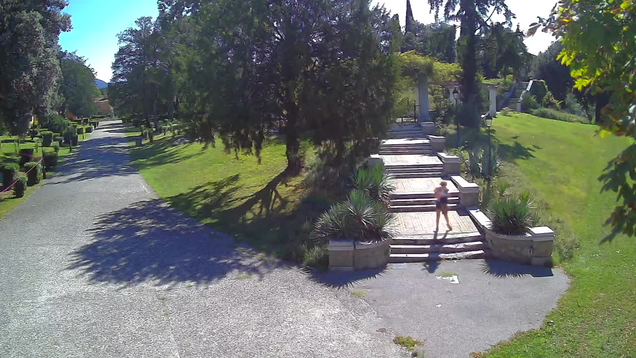 Spletna kamera park Coronini Kronberg – Gorica