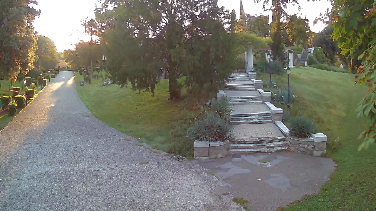 Spletna kamera park Coronini Kronberg – Gorica