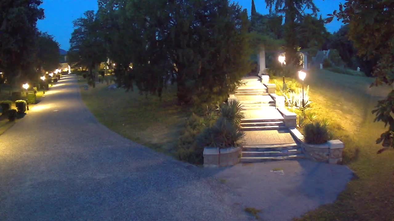 Spletna kamera park Coronini Kronberg – Gorica