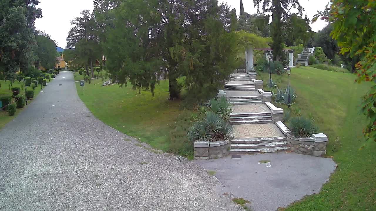 Spletna kamera park Coronini Kronberg – Gorica