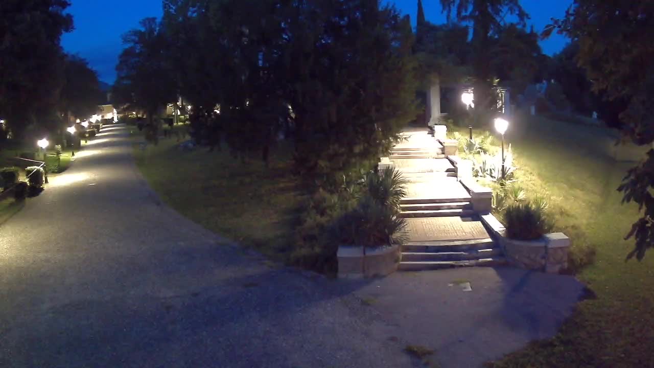 Parco Coronini-Cronberg Live Webcam – Green Oasis