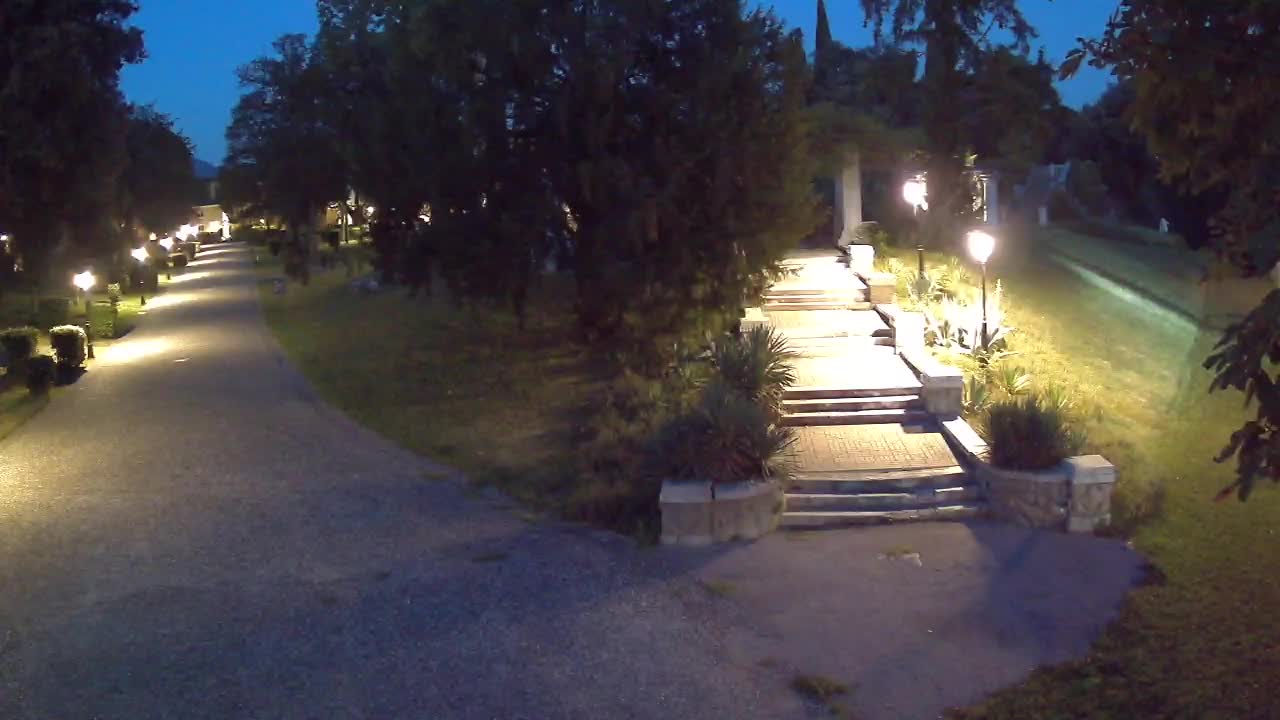 Parco Coronini-Cronberg Live Webcam – Green Oasis