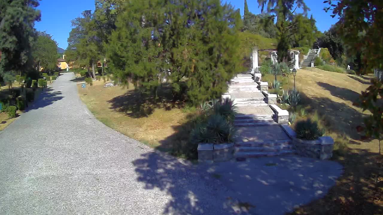 Spletna kamera park Coronini Kronberg – Gorica