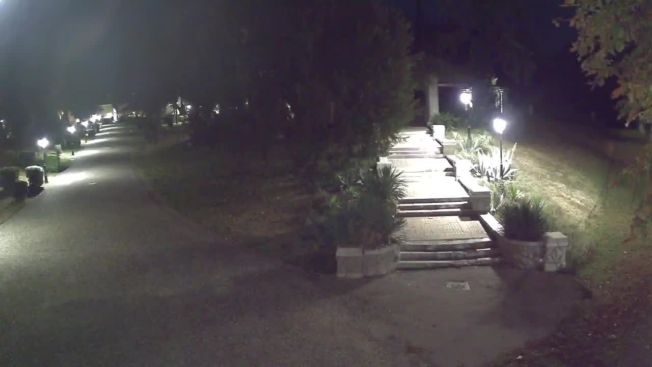 Parco Coronini-Cronberg Live Webcam – Green Oasis