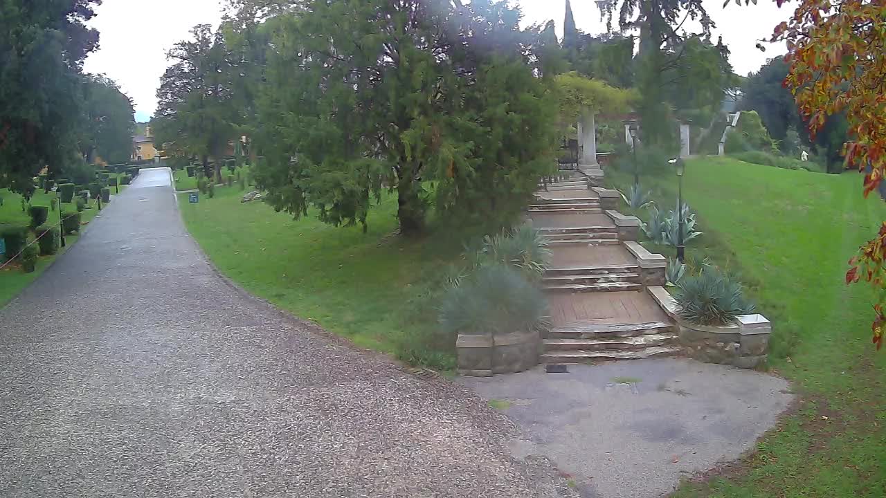 Parco Coronini-Cronberg Live Webcam – Green Oasis
