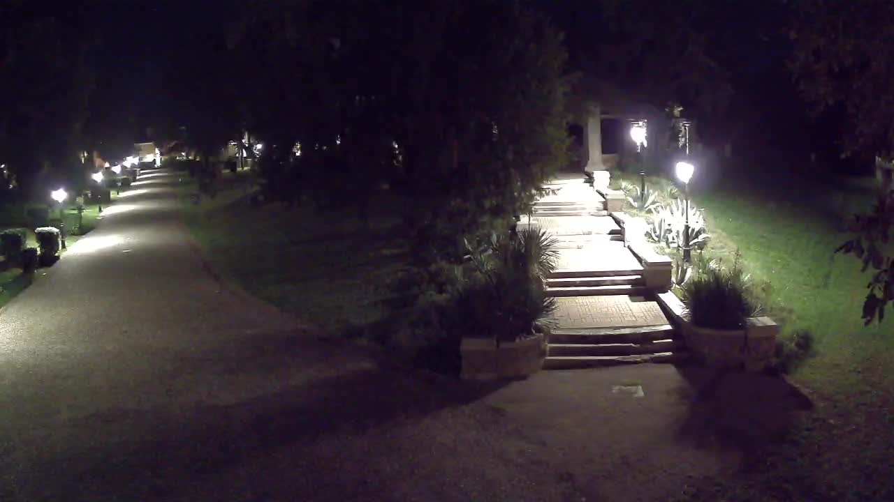 Parco Coronini-Cronberg Live Webcam – Green Oasis