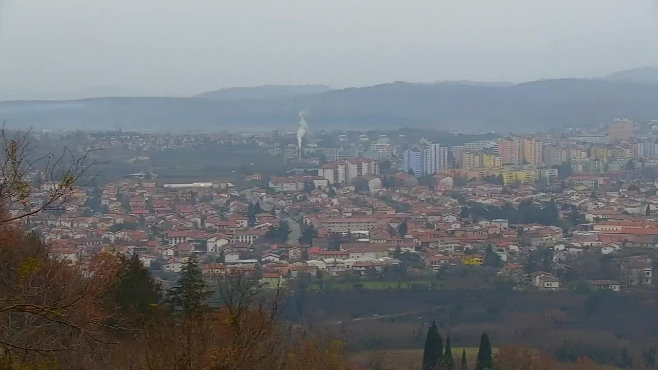 Brezmejna spletna kamera Nova Gorica in Gorica!