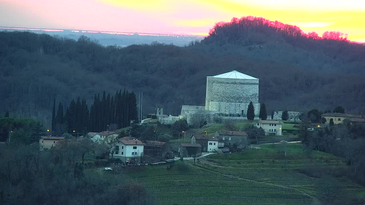 Grenzenlose Webcam: Nova Gorica und Gorizia / Görz live erleben!