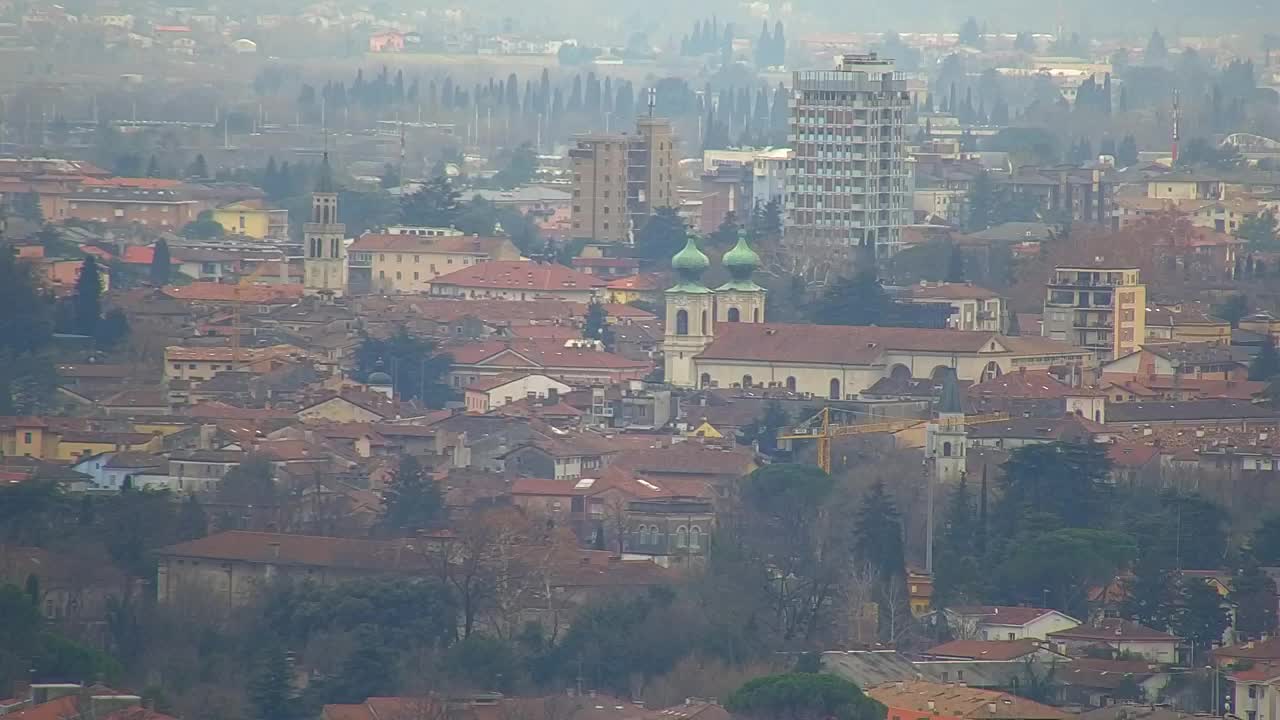 Otkrijte Beskrajnu Web Kameru Nova Gorica i Gorica!