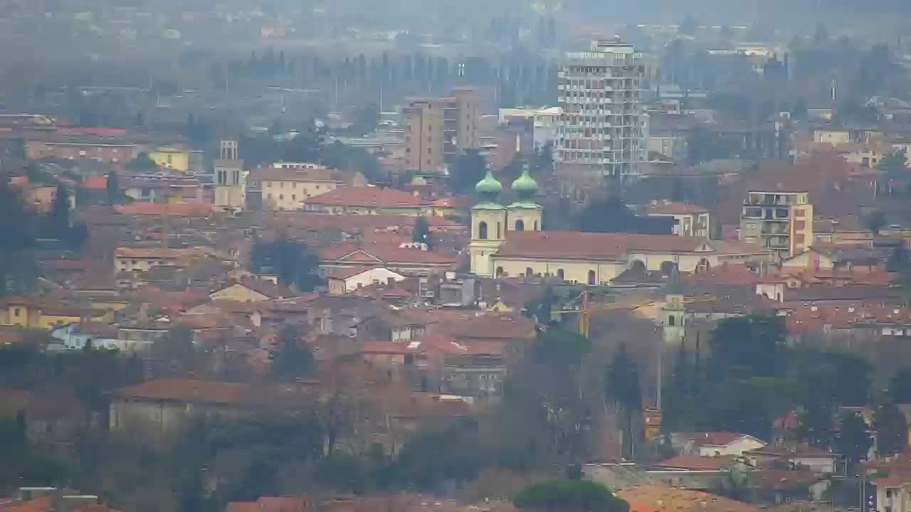 Brezmejna spletna kamera Nova Gorica in Gorica!