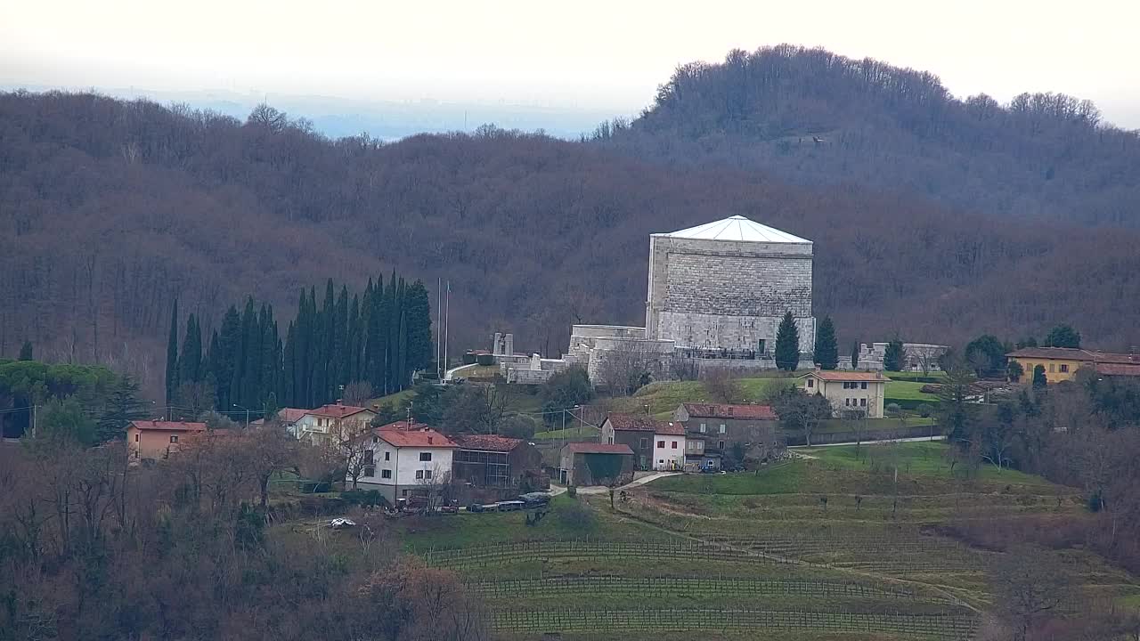 Grenzenlose Webcam: Nova Gorica und Gorizia / Görz live erleben!