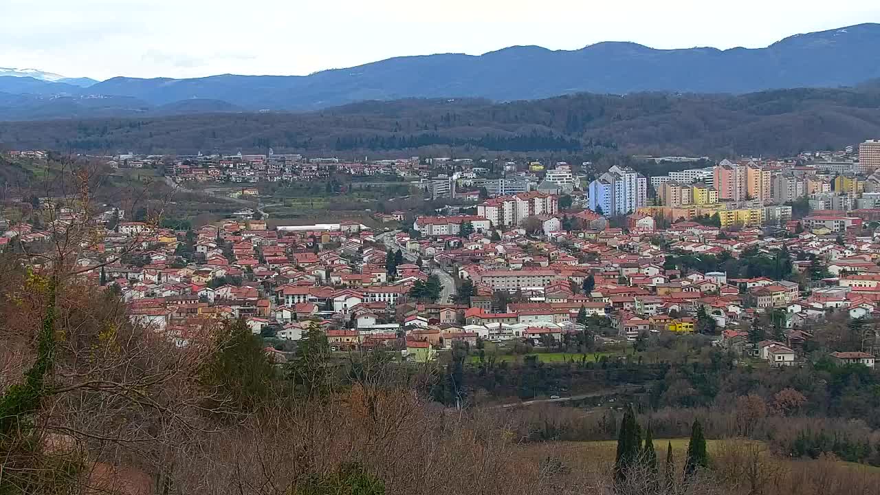 Brezmejna spletna kamera Nova Gorica in Gorica!