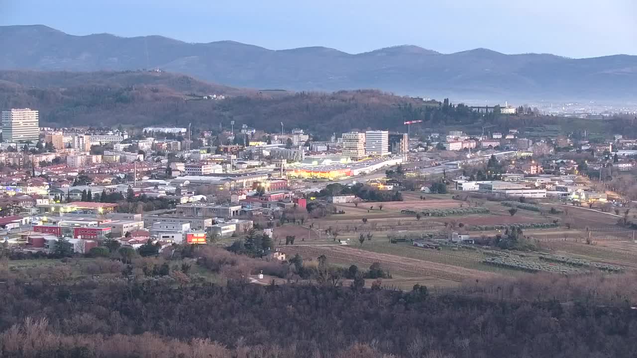 Borderless webcam of Nova Gorica and Gorizia