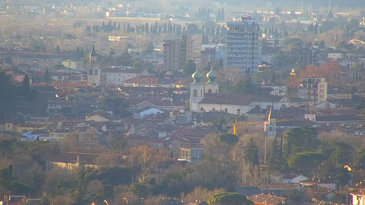 Borderless webcam of Nova Gorica and Gorizia