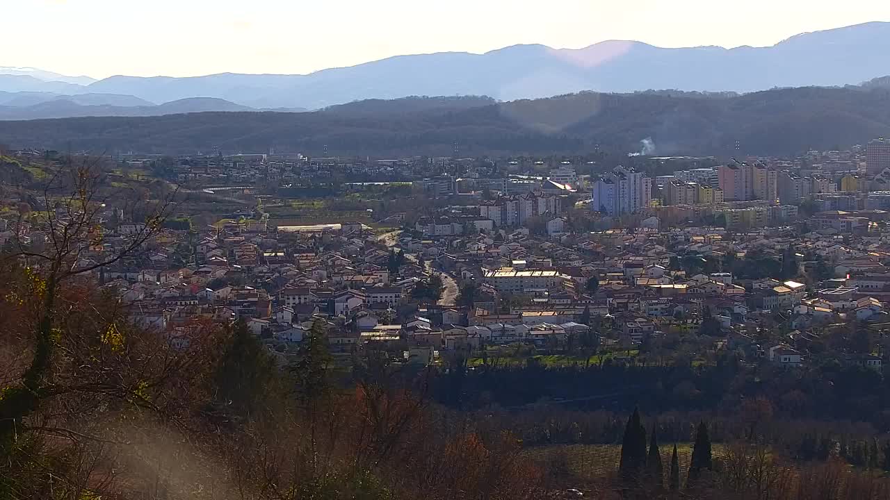 Grenzenlose Webcam: Nova Gorica und Gorizia / Görz live erleben!