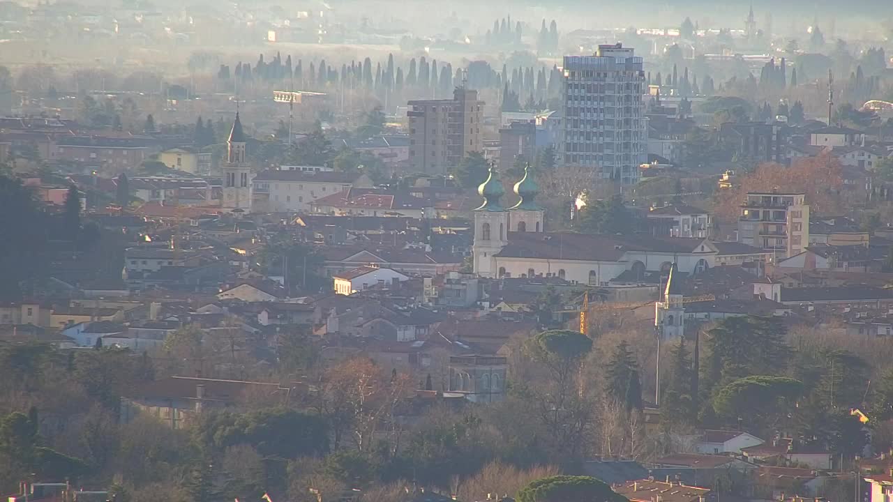 Borderless webcam of Nova Gorica and Gorizia