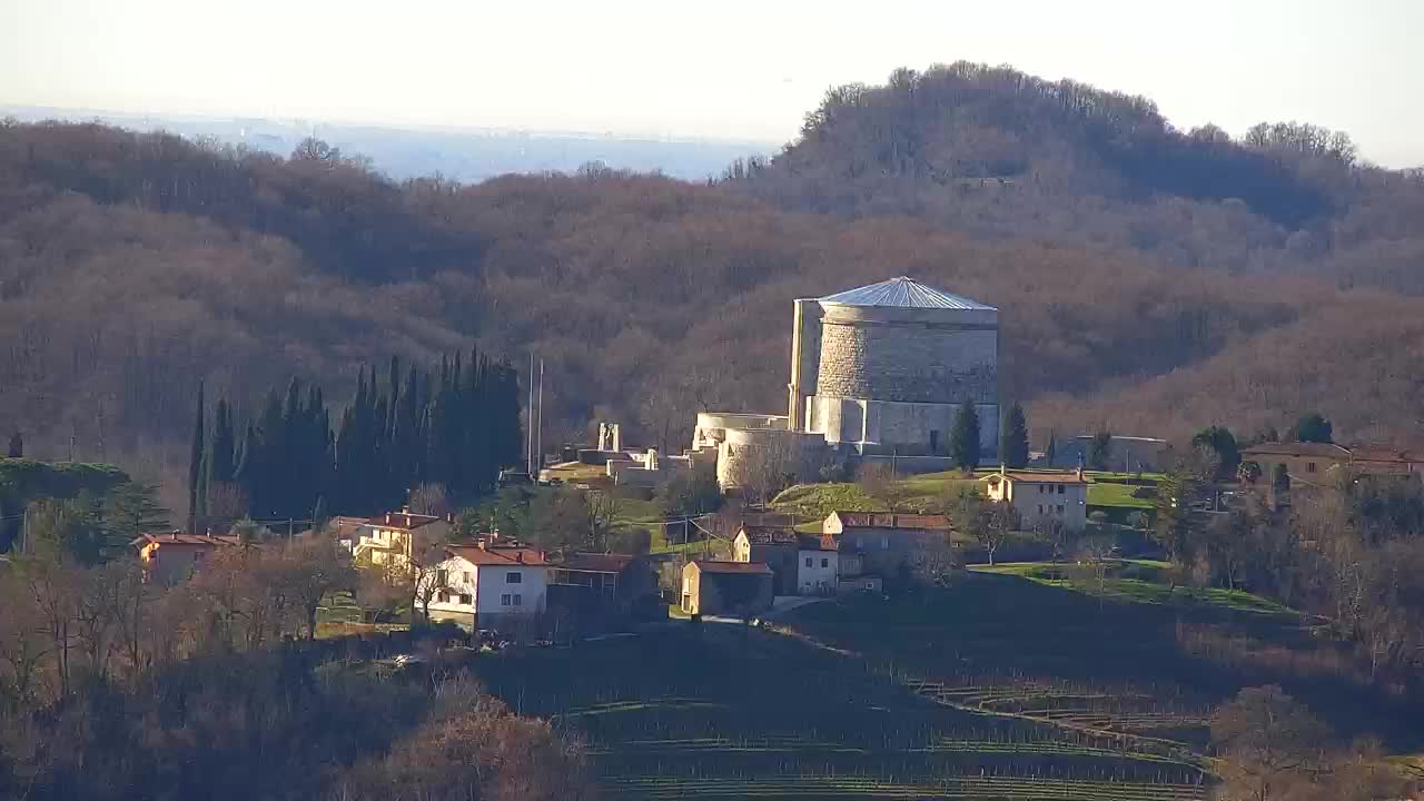 Borderless webcam of Nova Gorica and Gorizia