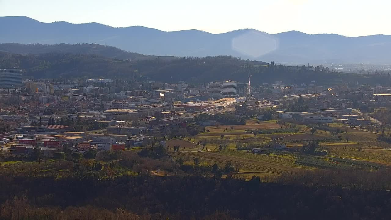 Borderless webcam of Nova Gorica and Gorizia