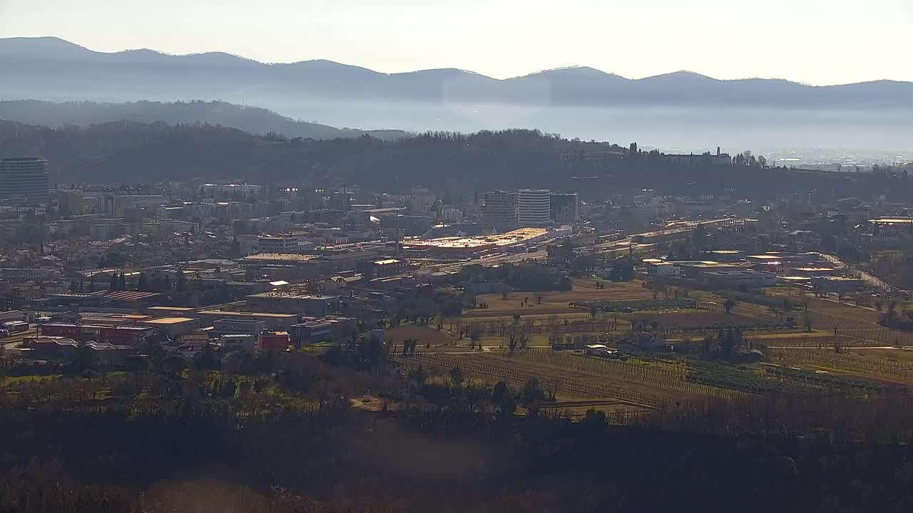 Borderless webcam of Nova Gorica and Gorizia