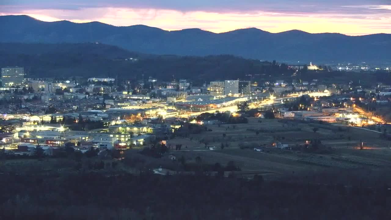 Borderless webcam of Nova Gorica and Gorizia